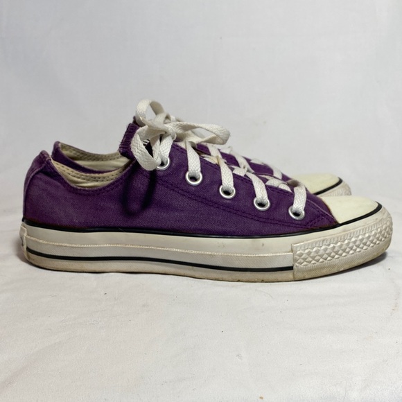 Converse Chuck Taylor All Star classic low top sneakers in Rich Purple - W6/M4 - Picture 4 of 10